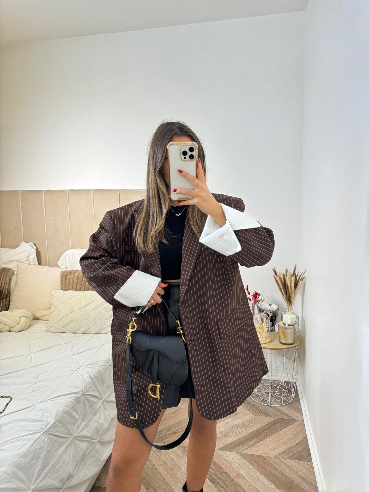 VESTES